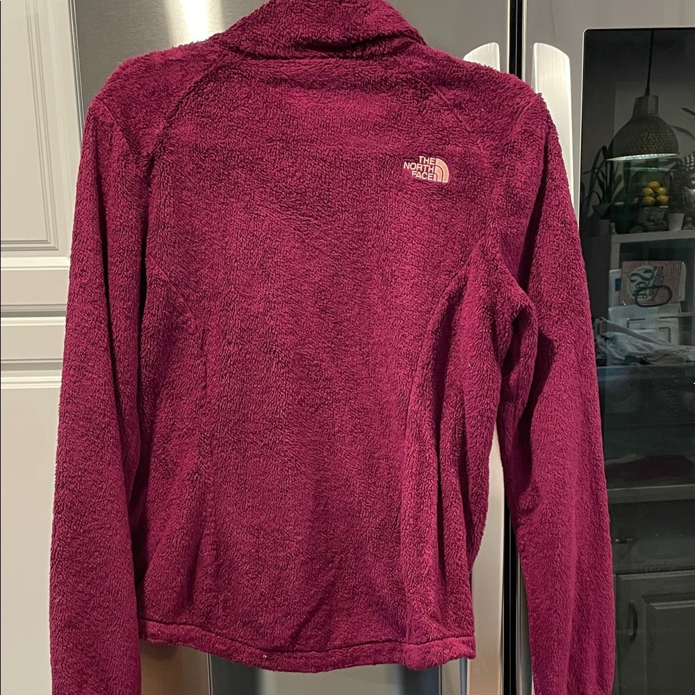 The North Face Maroon Teddy Jacket with Soft Texture and High Collar - Picture 3 of 4
